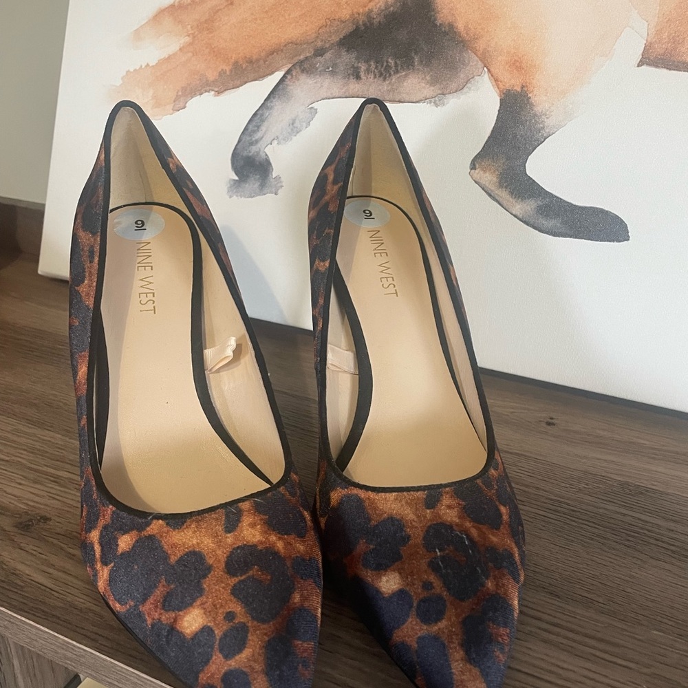 Leopard Heels - Picture 2 of 3